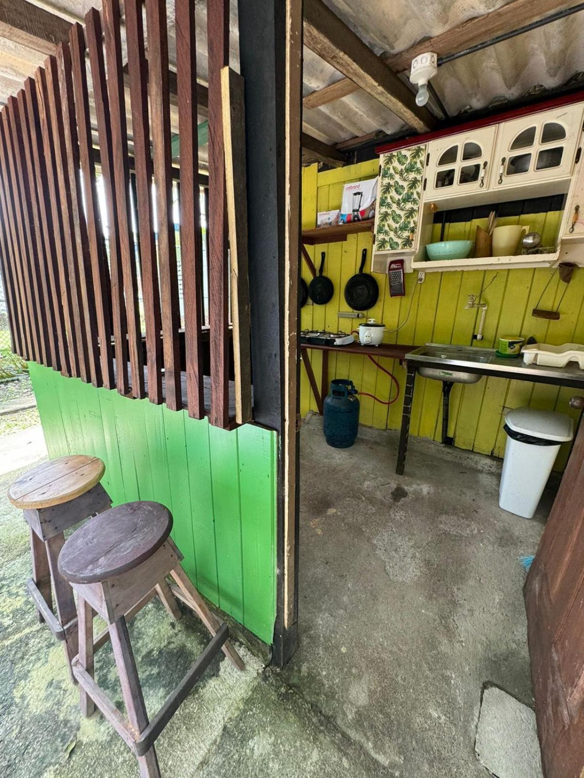 Casa Mamre Vandrehjem Cahuita Eksteriør billede